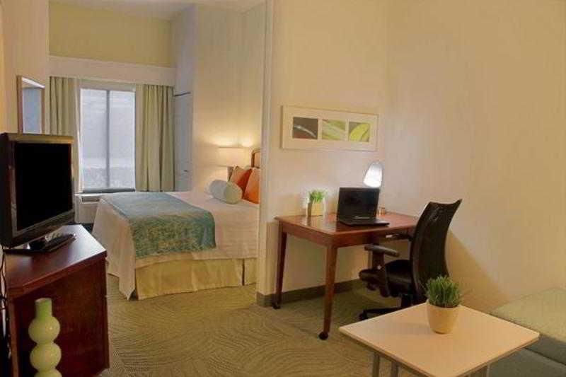 Springhill Suites By Marriott Tampa Westshore Ruang foto